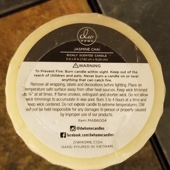 COPY - Jasmine Chai Candle - Picture 2 of 3